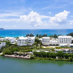 Отель Palace Yalong Bay, Санья