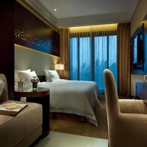 Hotel Suzhou Qingshan Conference Center *****